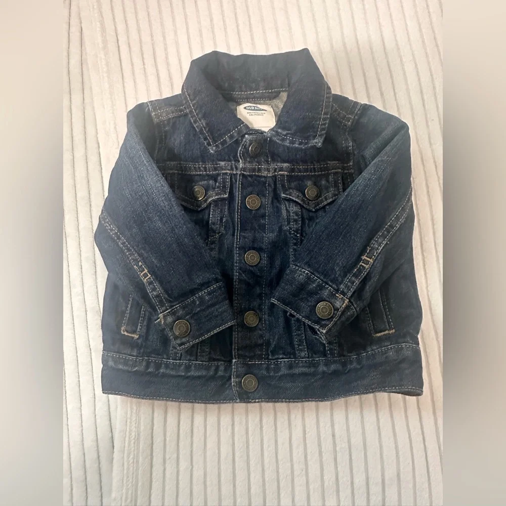 Old Navy classic dark